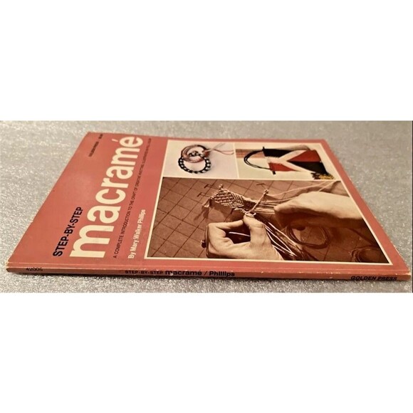STEP BY STEP MACRAME, BY MARY WALKER PHILLIPS,1970- Golden Press - Picture 5 of 5